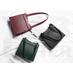 MICOCAH กระเป๋าแฟชั่น กระเป๋าถือ กระเป๋าสะพาย(สำหรับผู้หญิง) ขนาด 8x24x23 cm.