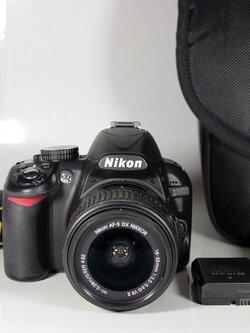 Nikon D3100 พร้อมเลนส์ 18-55mm