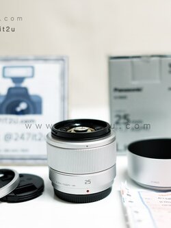 เลนส์ Lumix 25mm f1.7 สีเงิน