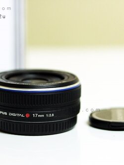 เลนส์ Olympus 17mm f2.8 สีดำ