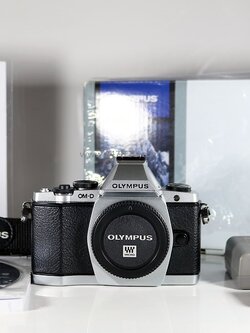 กล้อง Body Olympus OM-D EM 5 Mark I สี silver