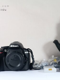 Body Nikon D5300 ชัตเตอร์ 3,xxx ใช้งานปกติ สภาพสวยๆ