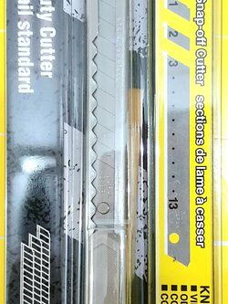 มีดคัตเตอร์KDS S-12