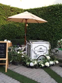 จัดงานอีเว้น (บูธไอศครีมนอกสถานที่)