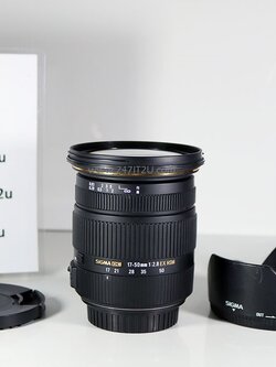 เลนส์ Sigma 17-50mm f/2.8 EX DC OS HSM (Canon)