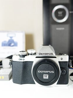 กล้อง Body Olympus OM-D EM10 mark 2 สี silver