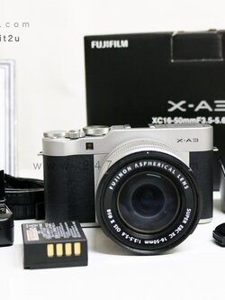 Fujifilm X-A3 พร้อมเลนส์ 16-50mm f3.5-5.6 สี silver