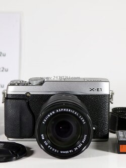 Fujifilm X-E1 เลนส์ 16-50mm สี silver