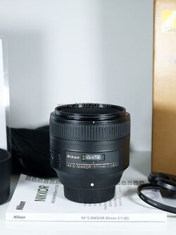 เลนส์ Nikon 85mm F1.8G สภาพดี ยกกล่อง