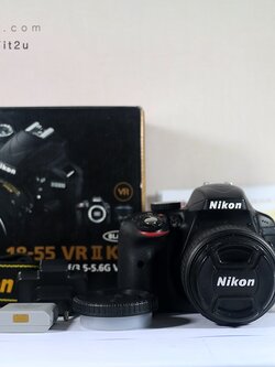 Nikon D3300 พร้อมเลนส์ 18-55mm VRII ชัตเตอร์ 9,xxx ยกกล่อง