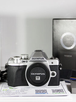 Olympus OM-D EM10 Mark III Body สี silver