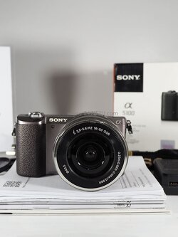 Sony A5100 พร้อมเลนส์ 16-50mm ชัตเตอร์ 7xx ครั้ง brown