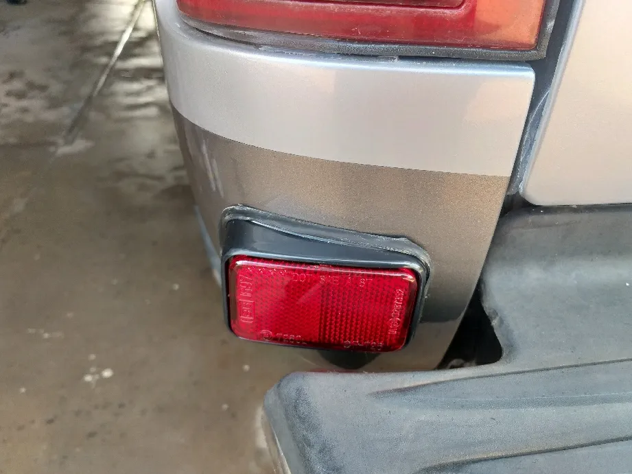 ทับทิมใต้ไฟท้าย TOYOTA TIGER D4D(ดีโฟร์ดี)/SPORT CUISER(สปอร์ตครุยเซอร์) ปี2001-2004 -ราคาต่อดวง-